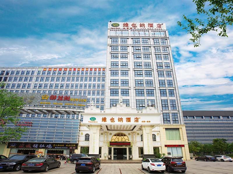 Vienna Hotel Heyuan High-Tech Yi Road Екстер'єр фото